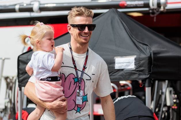 Nico Huelkenberg (Haas F1 Team) mit Tochter Noemi Sky, Grosser Preis von Monaco, Motorsport, Formel 1, Saison 2023, 25.05.2023 Grosser Preis von Monaco, Motorsport, Formel 1, Saison 2023, 25.05.2023 Copyright: xEibner-Pressefoto AlexanderxNeisx EP_ANS