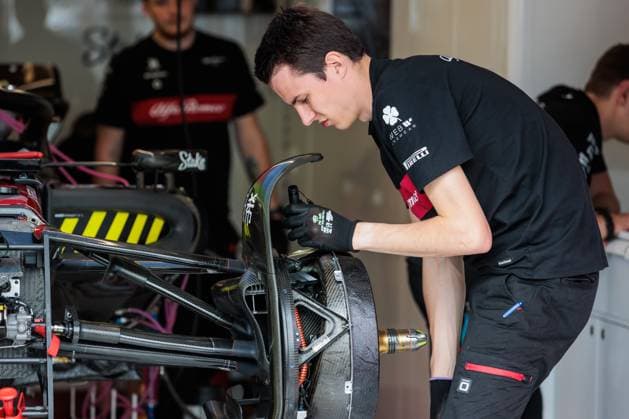 Mechaniker von Alfa Romeo Racing arbeitet am Auto, Grosser Preis von Monaco, Motorsport, Formel 1, Saison 2023, 25.05.2023 Grosser Preis von Monaco, Motorsport, Formel 1, Saison 2023, 25.05.2023 Copyright: xEibner-Pressefoto AlexanderxNeisx EP_ANS