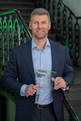 Thomas Hitzlsperger receiving the Football Business Awards Global Ambassador trophy at the Brewery London. 26 May 2023. Kostenfrei lizenzierbar. Can be licensed free of charge. Copyright: xCAPTURISExANTONIOxSALGADOx Thomas Hitzlesperger receiving the Football Business Awards Global Ambassador trophy at the Brewery London. 26 May 2023. 022 copy
