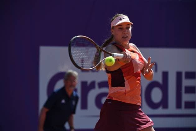 Tennis : Internationaux de Strasbourg 2023 - France - Anna Blinkova - Russie Tennis : Internationaux de Strasbourg 2023 - France - 26 05 23 ChrysleneCaillaud Panoramic 