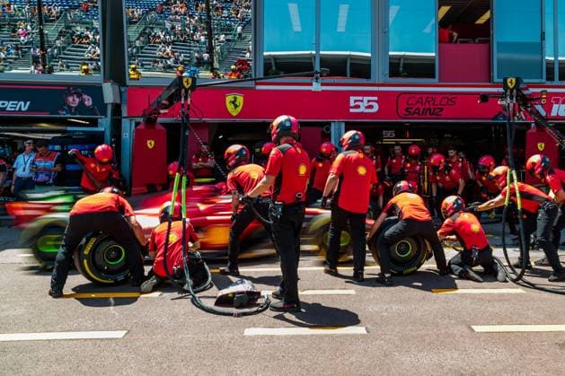 Boxenstopp bei Carlos Sainz (Scuderia Ferrari), Grosser Preis von Monaco, Motorsport, Formel 1, Saison 2023, 26.05.2023 Grosser Preis von Monaco, Motorsport, Formel 1, Saison 2023, 26.05.2023 Copyright: xEibner-Pressefoto AlexanderxNeisx EP_ANS