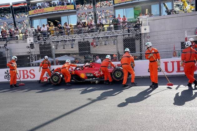 Formel 1 Grand Prix Monaco 2023 26.05.2023, Circuit de Monaco, Monte Carlo, Formel 1 Grand Prix Monaco 2023 ,im Bild Unfall von Carlos Sainz Jr. (ESP), Scuderia Ferrari in der letzten Schikane vor Start-Ziel.