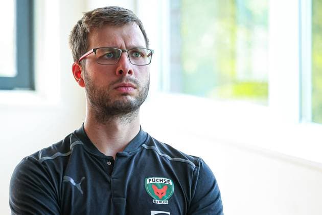Handball I Herren I Saison 2022 2023 I Final 4 I EHF European League I Media Calls der teilnehmenden Teams I 26.05.2023 Cheftrainer Jaron Siewert (Füchse Berlin) während der Media Calls in der Campushalle. Flensburg Campushalle Schleswig-Holstein Deutschland Copyright: xLobecax xIngridxAnderson-Jensenx