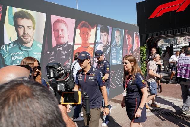 27.05.2023, Circuit de Monaco, Monte Carlo, Formel 1 Grand Prix Monaco 2023 ,im Bild Sergio Perez (MEX), Oracle Red Bull Racing, Max Verstappen (NLD), Oracle Red Bull Racing Monte Carlo Circuit de Monaco Monaco