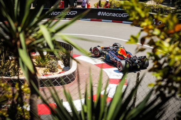Sergio Perez (Red Bull Racing) mit seinem Auto in der Fairmont Kurve, Grosser Preis von Monaco, Motorsport, Formel 1, Saison 2023, 27.05.2023 Grosser Preis von Monaco, Motorsport, Formel 1, Saison 2023, 27.05.2023 Copyright: xEibner-Pressefoto AlexanderxNeisx EP_ANS