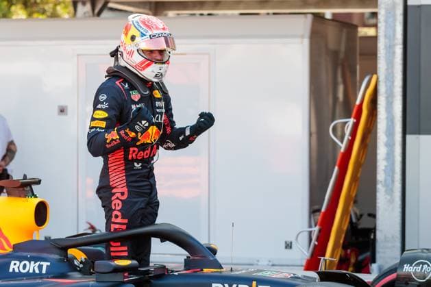 Max Verstappen (Red Bull Racing) bejubelt die Pole Position, Grosser Preis von Monaco, Motorsport, Formel 1, Saison 2023, 27.05.2023 Grosser Preis von Monaco, Motorsport, Formel 1, Saison 2023, 27.05.2023 Copyright: xEibner-Pressefoto AlexanderxNeisx EP_ANS
