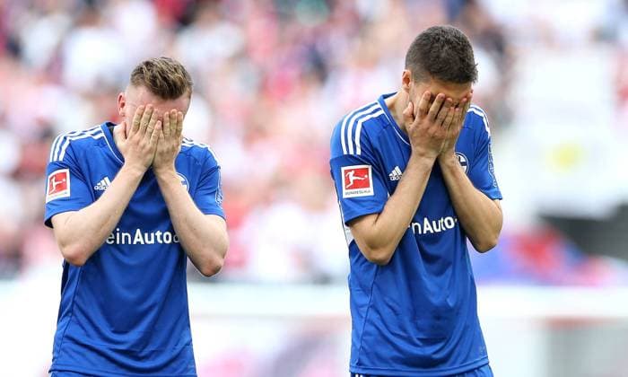 Sport Themen der Woche KW21 Sport Bilder des Tages 27.05.2023, Fussball 1. Bundesliga 2022 2023, 34. Spieltag, RB Leipzig - FC Schalke 04, in der Red Bull Arena Leipzig. der FC Schalke 04 steigt aus der Bundesliga ab, (L-R) Tobias Mohr (Schalke 04) und Marcin Kaminski (Schalke 04) nach Abpfiff enttäuscht ***DFL and DFB regulations prohibit any use of photographs as image sequences and or quasi-video.*** *** 27 05 2023, Football 1 Bundesliga 2022 2023, 34 Matchday, RB Leipzig FC Schalke 04, at Red Bull Arena Leipzig FC Schalke 04 is relegated from the Bundesliga, L R Tobias Mohr Schalke 04 and Marcin Kaminski Schalke 04 disappointed after the final whistle DFL and DFB regulations prohibit any use of photographs as image sequences and or quasi video