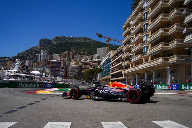 F1 Grand Prix of Monaco - Qualifying Max Verstappen of Netherlands driving the (1) Oracle Red Bull Racing RB19 Honda RBPT during the Formula 1 Grand Prix De Monaco 2023 on May 27th, 2023 in Montecarlo, Monaco. Monte-Carlo Monaco  Copyright: xAlessioxMorgesex originalFilename:morgese-formula1230527_npTfj.jpg