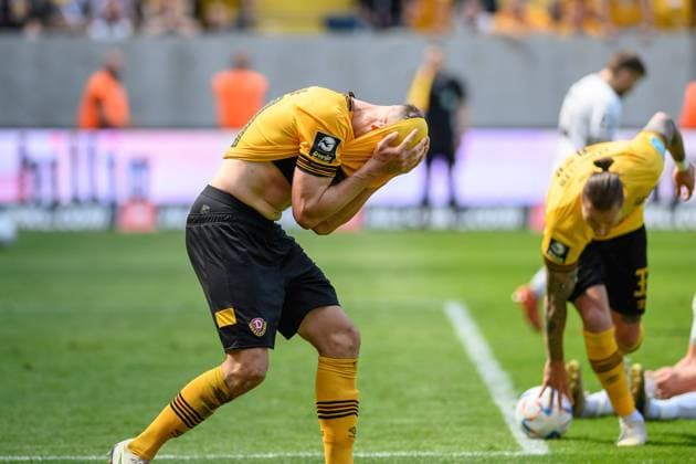Sport Themen der Woche KW21 Sport Bilder des Tages Dresdens Stefan Kutschke nach vergebener Chance; SG Dynamo Dresden - VfB Oldenburg; Fußball; 3. Liga; Saison 2022 2023; 38. Spieltag; Rudolf-Harbig-Stadion; Dresden; 27. Mai 2023; *** Dresdens Stefan Kutschke after missed chance SG Dynamo Dresden VfB Oldenburg Football 3 Liga Season 2022 2023 38 Matchday Rudolf Harbig Stadium Dresden 27 May 2023