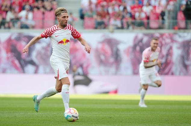 GER, 1.Bundesliga, RB Leipzig - FC Schalke 04 27.05.2023, Leipzig, Red Bull Arena, GER, Saison 2022 2023, 1.Bundesliga, 34.Spieltag, RasenBallsport Leipzig vs FC Schalke 04 im Bild Kevin Kampl (Leipzig) DFL regulations prohibit any use of photographs as image sequences and or quasi-video