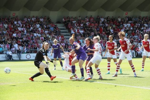 1.FC Köln vs. SGS Essen, Fussball Frauen, 1. Bundesliga, Tor zum 1:0 für Essen durch Ramona Maier (Essen), Bild: , 28.05.2023