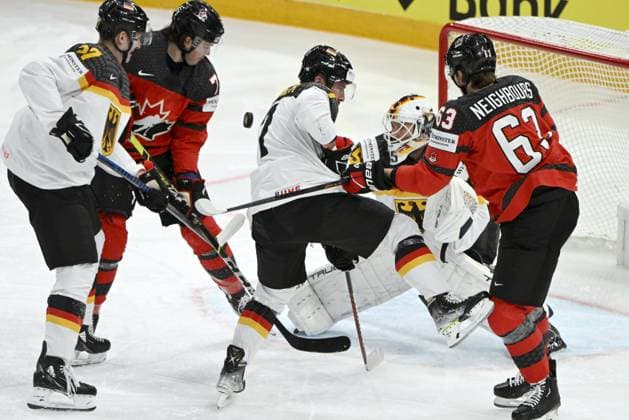 Eishockey, WM, Finale, Kanada - Deutschland Goalkeeper Mathia Niederberger of Germany saves the goal during the 2023 IIHF Ice hockey, Eishockey World Championships final match between Canada and Germany in Tampere on May 28, 2023. Tampere Finland LKFTJK20230528202202ZNZW  Copyright: xJussixNukarix LKFTJK20230528202202ZNZW