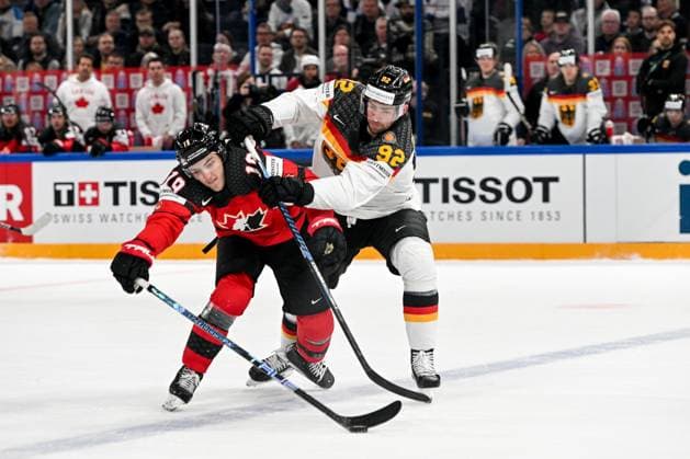 Eishockey, WM, Finale, Kanada - Deutschland TAMPERE, FINLAND - MAY 28: Marcel Noebels of Germany tries to stop Peyton Krebs of Canada during the 2023 IIHF Ice hockey, Eishockey World Championship, WM, Weltmeisterschaft Finland - Latvia game between Canada and Germany at Nokia Arena on May 28, 2023 in Tampere, Finland. Tampere Nokia Arena Finland Copyright: xJustPictures.ch AndreaxBrancax