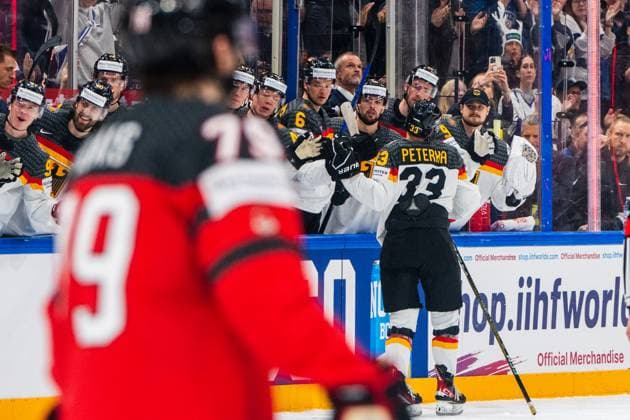 Eishockey, WM, Finale, Kanada - Deutschland TAMPERE, FINLAND - MAY 28: John Peterka of Germany (R) celebrates his goal during the 2023 IIHF Ice hockey, Eishockey World Championship, WM, Weltmeisterschaft Finland - Latvia game between Canada and Germany at Nokia Arena on May 28, 2023 in Tampere, Finland. Tampere Nokia Arena Finland Copyright: xJustPictures.ch JarixPestelaccix