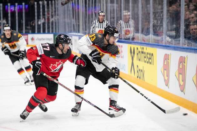 Brad Hunt 77, CAN, John Peterka 33, GER the 2023 IIHF Ice hockey, Eishockey World Championship, WM, Weltmeisterschaft gold medal match between Canada and Germany at the Nokia Arena on 28. May 2023 in Tampere, Finland. 20.27.31. (Tomi Hänninen Newspix24)  Copyright: xTomixHänninenx np24282058672