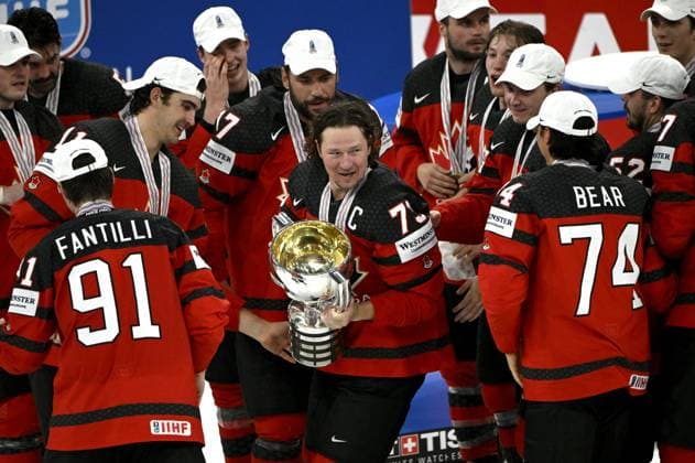 Team of Canada celebrates winning the 2023 IIHF Ice hockey, Eishockey World Championships final match between Canada and Germany in Tampere on May 28, 2023. Tampere Finland LKFTJK20230528225644WMEH  Copyright: xJussixNukarix LKFTJK20230528225644WMEH