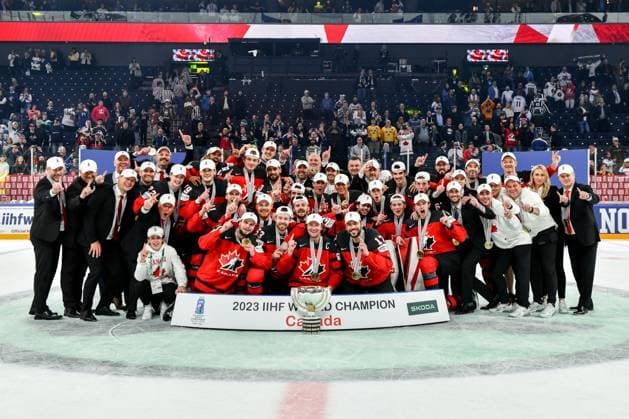 TAMPERE, FINLAND - MAY 28: Team Canada celebrate winning the gold medal during the 2023 IIHF Ice hockey, Eishockey World Championship, WM, Weltmeisterschaft Finland - Latvia game between Canada and Germany at Nokia Arena on May 28, 2023 in Tampere, Finland. Tampere Nokia Arena Finland Copyright: xJustPictures.ch AndreaxBrancax