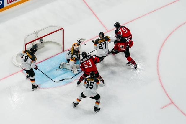 TAMPERE, FINLAND - MAY 28: Samuel Blais of Canada (upper R) scores the game winning goal during the 2023 IIHF Ice hockey, Eishockey World Championship, WM, Weltmeisterschaft Finland - Latvia game between Canada and Germany at Nokia Arena on May 28, 2023 in Tampere, Finland. Tampere Nokia Arena Finland Copyright: xJustPictures.ch JarixPestelaccix