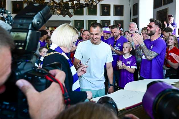 Eintragung ins goldene Buch der Stadt, Aufstiegsfeier VfL Osnabrueck, Fussball, 3. Liga, 28.05.2023 Osnabrueck Niedersachsen Deutschland