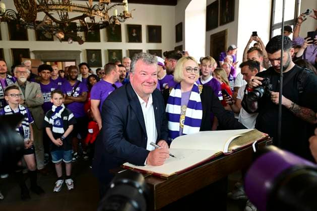 Eintragung ins goldene Buch der Stadt, Aufstiegsfeier VfL Osnabrueck, Fussball, 3. Liga, 28.05.2023 Osnabrueck Niedersachsen Deutschland