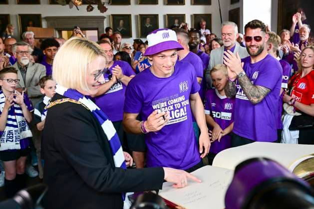 Eintragung ins goldene Buch der Stadt, Aufstiegsfeier VfL Osnabrueck, Fussball, 3. Liga, 28.05.2023 Osnabrueck Niedersachsen Deutschland