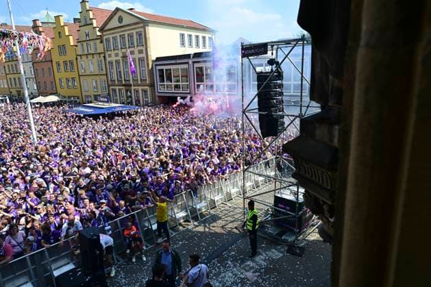 Fans, Aufstiegsfeier VfL Osnabrueck, Fussball, 3. Liga, 28.05.2023 Osnabrueck Niedersachsen Deutschland
