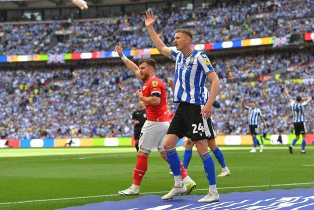 Barnsley v Sheffield Wednesday EFL Sky Bet League 1 29 05 2023. Play Off Final Barnsley FC player Nicky Cadden (7) and Sheffield Wednesday player Michael Smith (24) during the EFL Sky Bet League 1 play-off final match between Barnsley and Sheffield Wednesday at Wembley Stadium, London, England on 29 May 2023. London Wembley Stadium Greater London England Editorial use only DataCo restrictions apply See www.football-dataco.com , Copyright: xIanxLyallx PSI-17500-0016