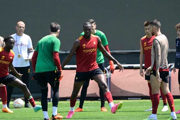 Foto Fabrizio Corradetti LaPresse 30 Maggio 2023 Roma, Italia - Allenamento AS Roma prima della Finale Europa League con il Siviglia - Centro Fulvio Bernardini - Trigoria. Nella foto: Tammy Abraham (AS Roma) May 30, 2023 Rome, Italy - AS Roma training before the Europa League Final with Sevilla - Fulvio Bernardini Center - Trigoria. In the photo: Tammy Abraham (AS Roma)  Copyright: xFabrizioxCorradetti LaPressex