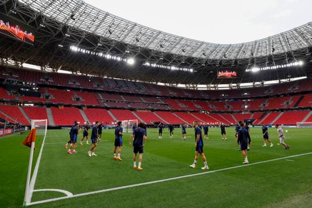 Sevilla s players take part in a training session of the team held at Puskas Arena, in Budapest, Hungary, 30 May 2023. Sevilla FC will face AS Roma in the UEFA Europa League final soccer match on 31 May. UEFA Europa League final - Sevilla s training session !ACHTUNG: NUR REDAKTIONELLE NUTZUNG!  Copyright: xJulioxMunozx GRAF457 20230530-a650064c3ad0cbcaaaa38cff6cc8a28cbc7843d1