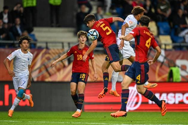 Spain U17, U 17 ¢& x80;& x99;s Pau Cubarsi during the semi-final phase Under-17 Championship Hungary 2023 soccer match Spain U17 vs. France U17 at the Pancho Arena stadium in Felcsut, Hungary, 30rd of May 2023  Copyright: xVinnyxOrlando LiveMediax xipa-agx xLivexMediax 0 IPA_IPA38334109