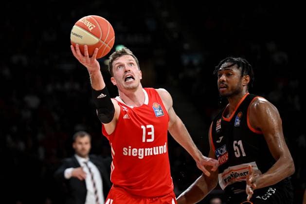 30.05.2023, Audi Dome, Germany, Munich, FC Bayern Muenchen Basketball vs ratiopharm ulm - Basketball Bundesliga- Playoffs Halbfinale - Spiel 2, Andreas Obst (FC Bayern Muenchen Basketball) und Bruno Caboclo (ratiopharm ulm) im Zweikampf (Foto H. Langer, H. Langer) Audi Dome Munich Germany