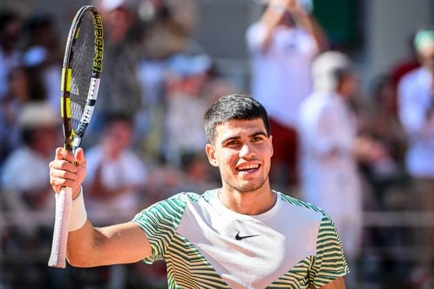 May 31, 2023, Paris, France, France: Carlos ALCARAZ of Spain celebrates his point during the fourth day of Roland-Garros 2023, French Open 2023, Grand Slam tennis tournament at the Roland-Garros Stadium on May 31, 2023 in Paris, France. Paris France - ZUMAm308 20230531_zsp_m308_025 Copyright: xMatthieuxMirvillex