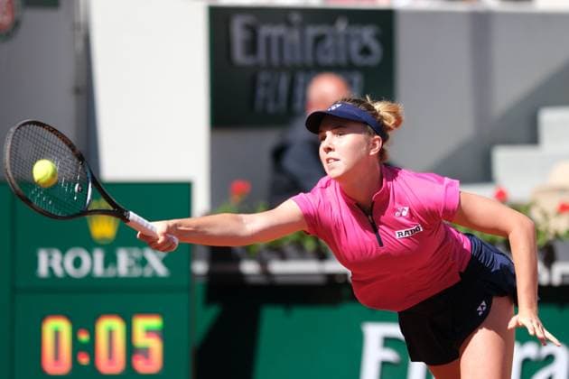 June 1, 2023, Paris, Paris, France: LINDA MOSKOVA of Czech Republic return the ball to ELENA RYBAKINA of Kazakhstan.during the Day 5 of the WomenÃ¢â‚¬â ¢s French Open 2023, Grand Slam tennis womens tournament at the Roland Garros Stadium - Paris France Paris France - ZUMAp119 20230601_zaf_p119_005 Copyright: xPierrexSteveninx