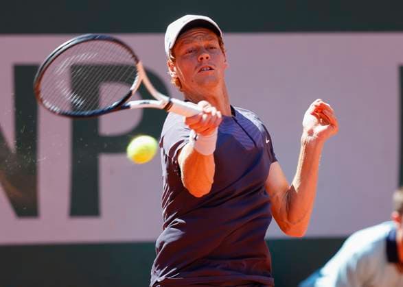 Jannik Sinner (ITA) Tennis - French Open 2023 - Grand Slam ATP, Tennis Herren WTA, Tennis Damen ITF - Roland Garros - Paris - - France - 1 June 2023. Copyright: xJuergenxHasenkopfx