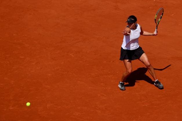 Mandatory Credit: Photo by Ella Ling Shutterstock (13940064ax) Kayla Day of USA in action French Open Tennis, Day 5, Roland Garros, Paris, France - 01 June 2023 French Open Tennis, Day 5, Roland Garros, Paris, France - 01 June 2023  Copyright: xEllaxLing Shutterstockx 13940064ax