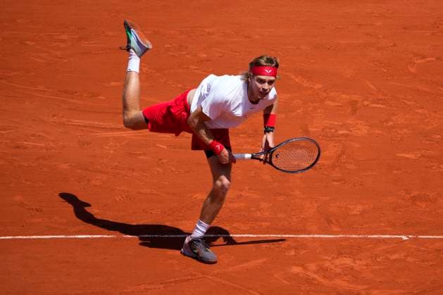 PARIS, FRANCE - JUNE 2: Andrey Rublev serves during the 3nd round of the of Roland-Garros 2023, Grand Slam tennis tournament on June 02, 2023, at Roland Garros Stadium in Paris, France. (Photo by Glenn Gervot Icon Sportswire) TENNIS: JUN 02 French Open EDITORIAL USE ONLY Icon20230602009420232