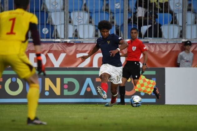 June 2, 2023, Felcsut, Fejer County, Hungary: Mathis Lambourde of France passes the ball on the European Under 17 Championship Final between Germany and France Felcsut Hungary - ZUMAs291 20230602_zip_s291_013 Copyright: xBalintxSzentgallayx