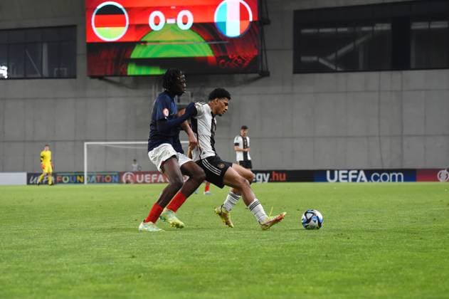 June 2, 2023, Felcsut, Fejer County, Hungary: Paris Brunner of Germany and Bastien Meupiyou of France tackle on the European Under 17 Championship Final between Germany and France Felcsut Hungary - ZUMAs291 20230602_zip_s291_017 Copyright: xBalintxSzentgallayx