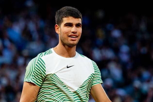 230602 Carlos Alcaraz of Spain competes in men?s third round singles tennis match during Roland-Garros on June 2, 2023 in Paris. Photo: Vegard Grott BILDBYRAN kod VG VG0445 bbeng tennis french open franska öppna ATP, Tennis Herren roland garros grand slam spania Copyright: VEGARDxGRoTT BB230602VG014