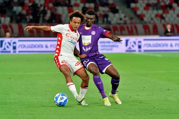 Mehdi Dorval (SSC Bari) and Shaka Mawuli (FC Sudtirol) during Play Off - Semifinals - SSC Bari vs FC Sudtirol, Italian soccer Serie B match in Bari, Italy, June 02 2023  Copyright: xEmmanuelexMastrodonato LiveMediax xLivexMediax 0 IPA_IPA38391293