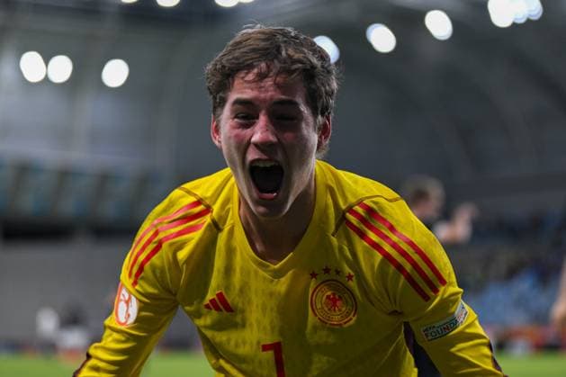 UEFA European Football Championship - Under 17 Final - Germany vs France Happiness of Germany U17, U 17 Ä™s Max Schmitt after winning the final Under-17 Championship Hungary 2023 soccer match vs. France U17 at the Nandor Hidegkuti Stadion stadium in Budapest, Hungary, 2nd of June 2023 Budapest Hidegkuti Nandor Stadium Hungary Copyright: xVinnyxOrlandox xLiveMediax LPS_959037