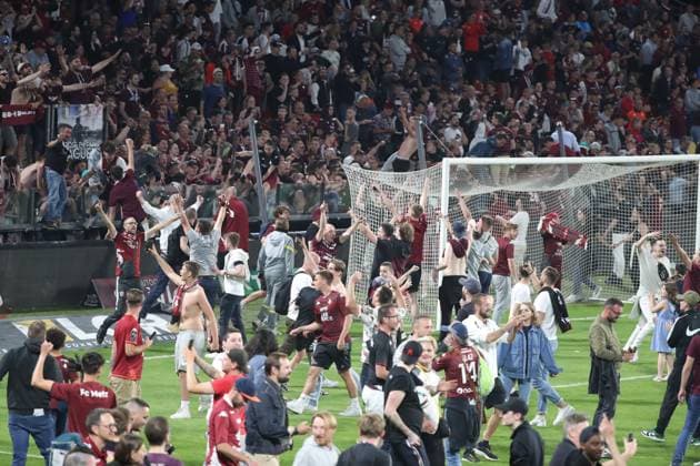 Fin du match - Joie des joueurs de l equipe Metz apres sa victoire FOOTBALL : Metz vs Bastia- Ligue 2 -02 06 2023 ElyxandroCegarra Panoramic 