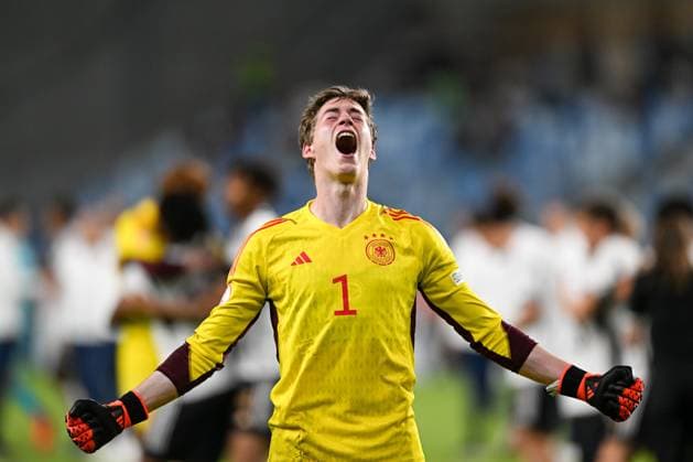 UEFA European Football Championship - Under 17 Final - Germany vs France Happiness of Germany U17, U 17 Ä™s Max Schmitt after win the final phase Under-17 Championship Hungary 2023 soccer match vs. France U17 at the Nandor Hidegkuti Stadion stadium in Budapest, Hungary, 2nd of June 2023 Budapest Hidegkuti Nandor Stadium Hungary Copyright: xVinnyxOrlandox xLiveMediax LPS_959203