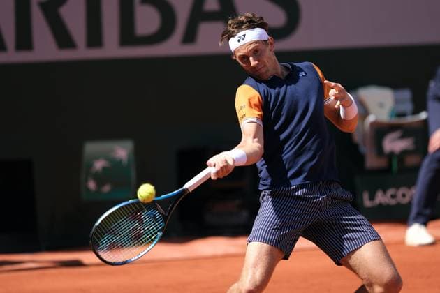 June 3, 2023, Paris, Paris, France: CASPER RUUD of Norway return the ball to.ZHIZHEN ZHAN of China during the Day 7.of the French Open 2023, Grand Slam tennis tournament at the Roland-Garros Stadium - Paris France Paris France - ZUMAp119 20230603_zaf_p119_008 Copyright: xPierrexSteveninx