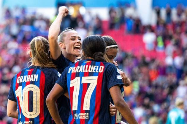 Sport Themen der Woche KW22 230603 Fridolina Rolfö of Barcelona celebrates 2-2 by Patri Guijarro during the UEFA Women s Champions League final match between Barcelona and Wolfsburg on June 3, 2023 in Eindhoven. Photo: Ludvig Thunman BILDBYRAN kod LT LT0533 fotboll football soccer fotball champions league final barcelona wolfsburg dam bbeng jubel *** 230603 Fridolina Rolfö of Barcelona celebrates 2 2 by Patri Guijarro during the UEFA Women s Champions League final match between Barcelona and Wolfsburg on June 3, 2023 in Eindhoven Photo Ludvig Thunman BILDBYRAN kod LT LT0533 fotboll football soccer fotball champions league final barcelona wolfsburg dam bbeng jubel  Copyright: LUDVIGxTHUNMAN BB230603LT071