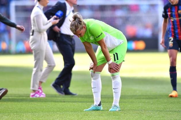 Fußball Womens Champions League Finale FC Barcelona, Barca - VfL Wolfsburg am 03.06.2023 im PSV Stadium in Eindhoven Alexandra Popp ( Wolfsburg ) enttäuscht
