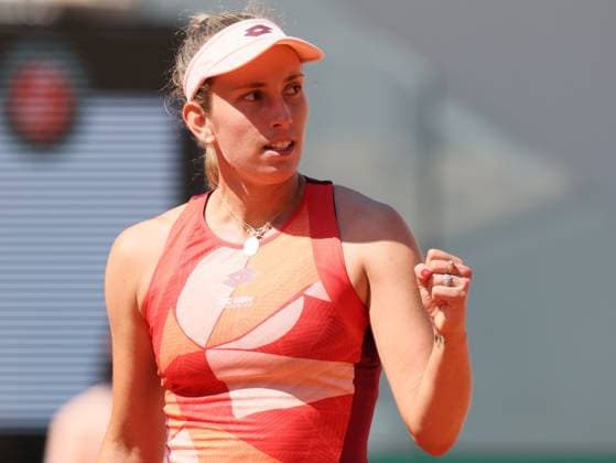 Belgian Elise Mertens pumps her fist during a tennis match between Belgian Mertens (WTA28) and Russian Pavlyuchenkova, in the fourth round of the women s singles at the Roland Garros French Open tennis tournament in Paris, France, . BENOITxDOPPAGNE  x68387853x