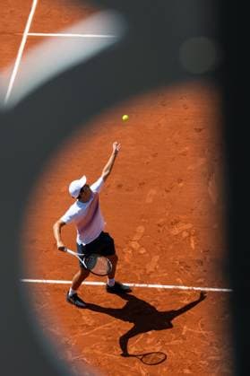230604 Sebastian Eriksson of Sweden competes in boy?s first round singles tennis match during Roland-Garros on June 4, 2023 in Paris. Photo: Vegard Grott BILDBYRAN kod VG VG0447 bbeng tennis french open franska öppna ATP, Tennis Herren roland garros grand slam sverige sweden Copyright: VEGARDxGRoTT BB230604VG002