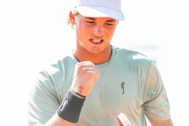230604 Kevin Edengren of Sweden competes in boy?s first round singles tennis match during Roland-Garros on June 4, 2023 in Paris. Photo: Vegard Grott BILDBYRAN kod VG VG0447 bbeng tennis french open franska öppna ATP, Tennis Herren roland garros grand slam sverige sweden Copyright: VEGARDxGRoTT BB230604VG030