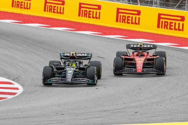 44 Lewis Hamilton (GBR, Mercedes-AMG Petronas F1 Team), 55 Carlos Sainz (ESP, Scuderia Ferrari), F1 Grand Prix of Spain at Circuit de Barcelona-Catalunya on June 4, 2023 in Barcelona, Spain. (Photo by HOCH ZWEI) Barcelona Spain